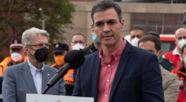Pedro Sánchez también resalta que las hospitalizaciones e ingresos en ucis reflejan la menor gravedad de la variante ómicron