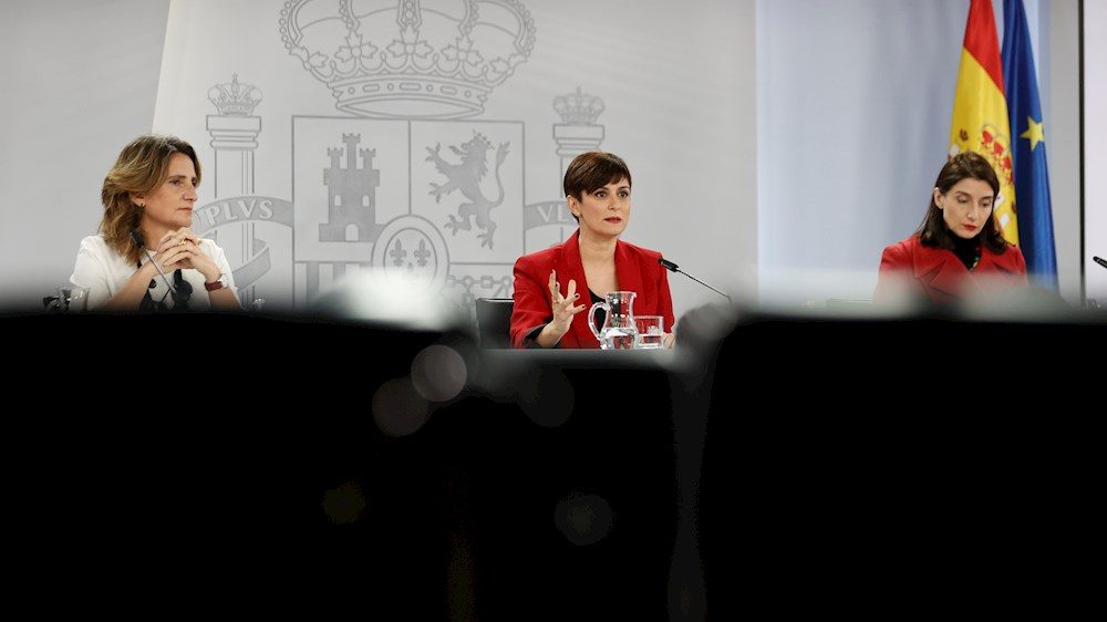 El Gobierno prorroga hasta el 30 de abril la rebaja de impuestos en la factura de la luz