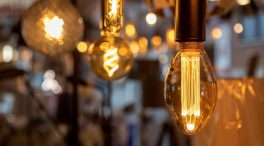 Otro precio de récord para la luz, nuevo máximo histórico con 383,67 euros el MWh
