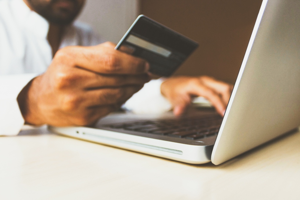 Las compras con pago aplazado cogen fuerza: sube un 30% su importe, a 89 euros