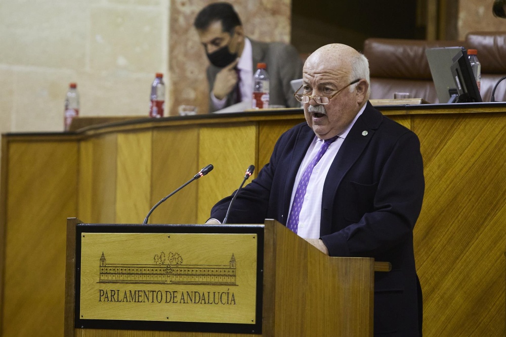Andalucía advierte de que habrá restricciones por las «cifras altas de contagios de covid hasta mediados de enero»