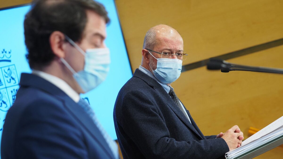 Igea acusa a Mañueco de ser un «sanchista» que «rehuye de la transparencia»