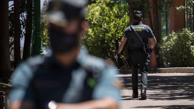 Guardias civiles declaran la guerra a Marlaska por los «agravios» con policías nacionales