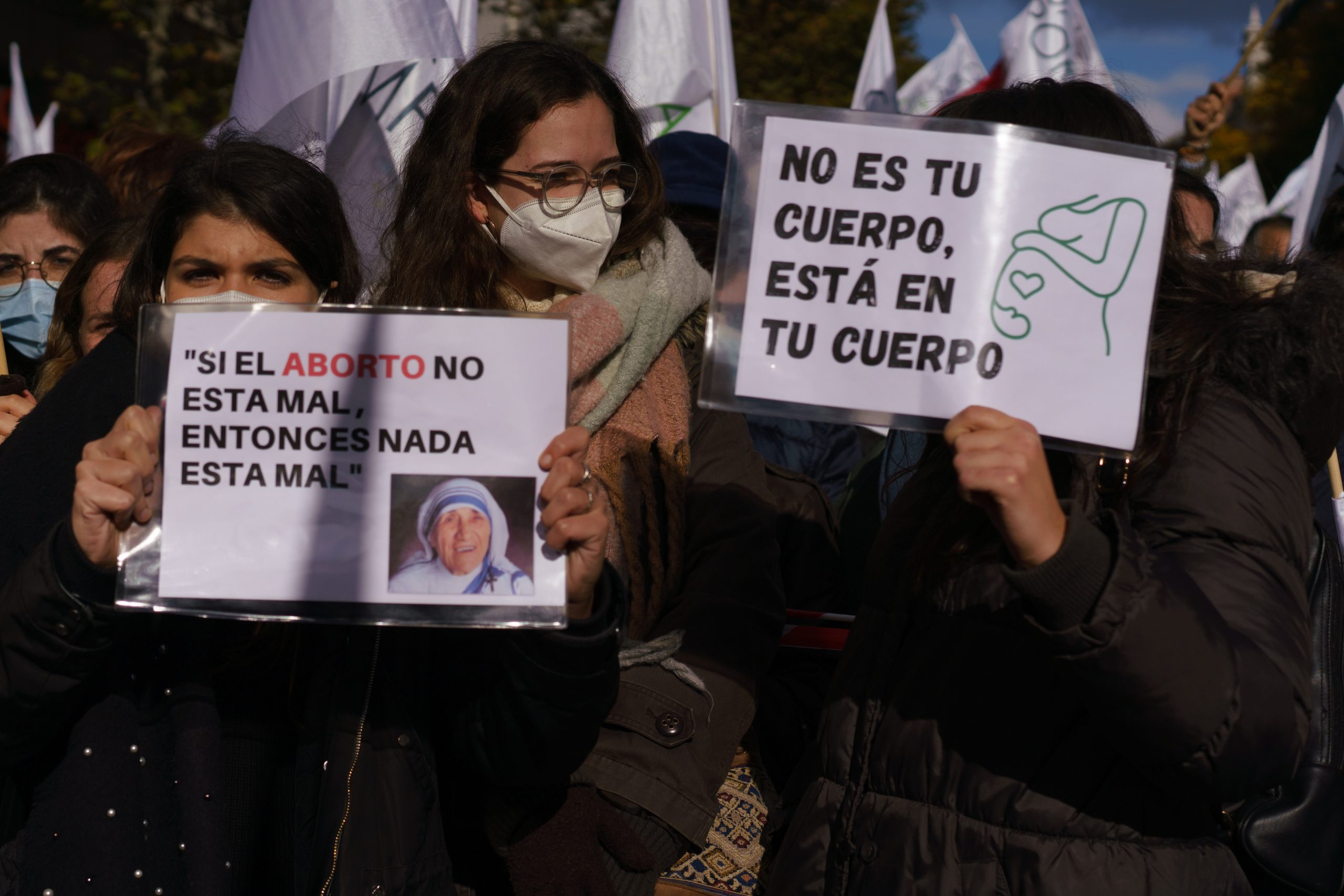 Acosar a los trabajadores de las clínicas abortivas también será delito