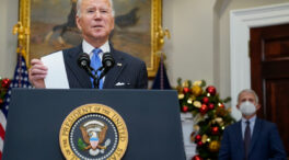 Biden afirma que los supermercados de EE.UU. estarán "abastecidos" en Navidad
