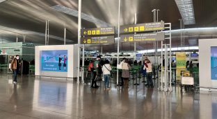 El Gobierno prorroga las cuarentenas a los viajeros de África hasta el 26 de diciembre