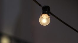 La luz se dispara hasta 339,84 euros/MWh, su quinto récord en seis días