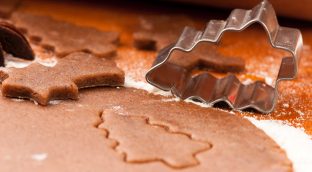 Receta de galletas de Navidad con avena, canela, jengibre y dátiles