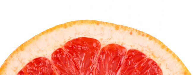 Por qué el pomelo hace adelgazar solo con comerlo (y cuánto hay que tomar al día)