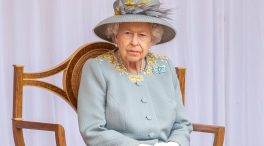 La reina Isabel II, obligada a cambiar sus planes navideños por el coronavirus
