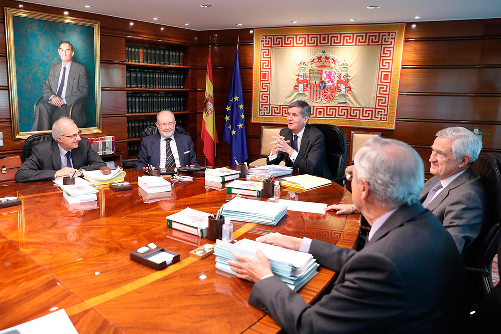 El TC rechaza por unanimidad las recusaciones presentadas contra los magistrados Espejel y Arnaldo