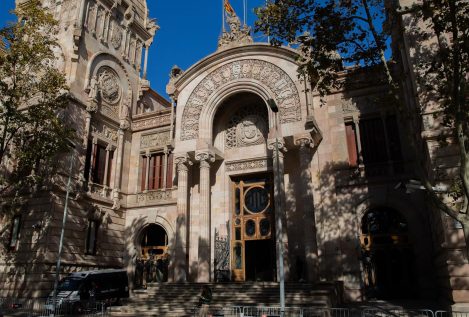 La Justicia anula el proyecto lingüístico de otra escuela catalana por no incluir el castellano como lengua vehicular