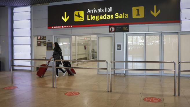 España prorroga 14 días la cuarentena a viajeros procedentes de países africanos por la variante ómicron