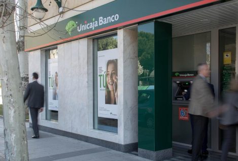 De 167.000 a 292.000 euros: así pagan los bancos a sus trabajadores despedidos