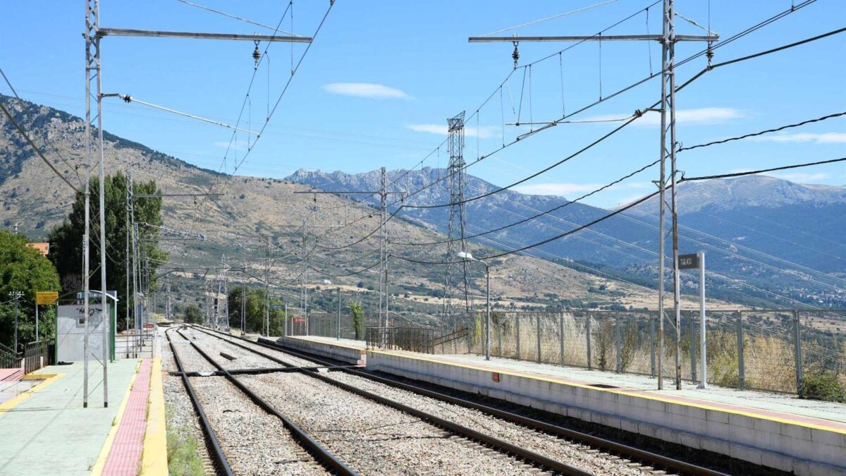 Adif adjudica a Iberdrola un contrato de suministro de energía ‘verde’ por 15,3 millones de euros
