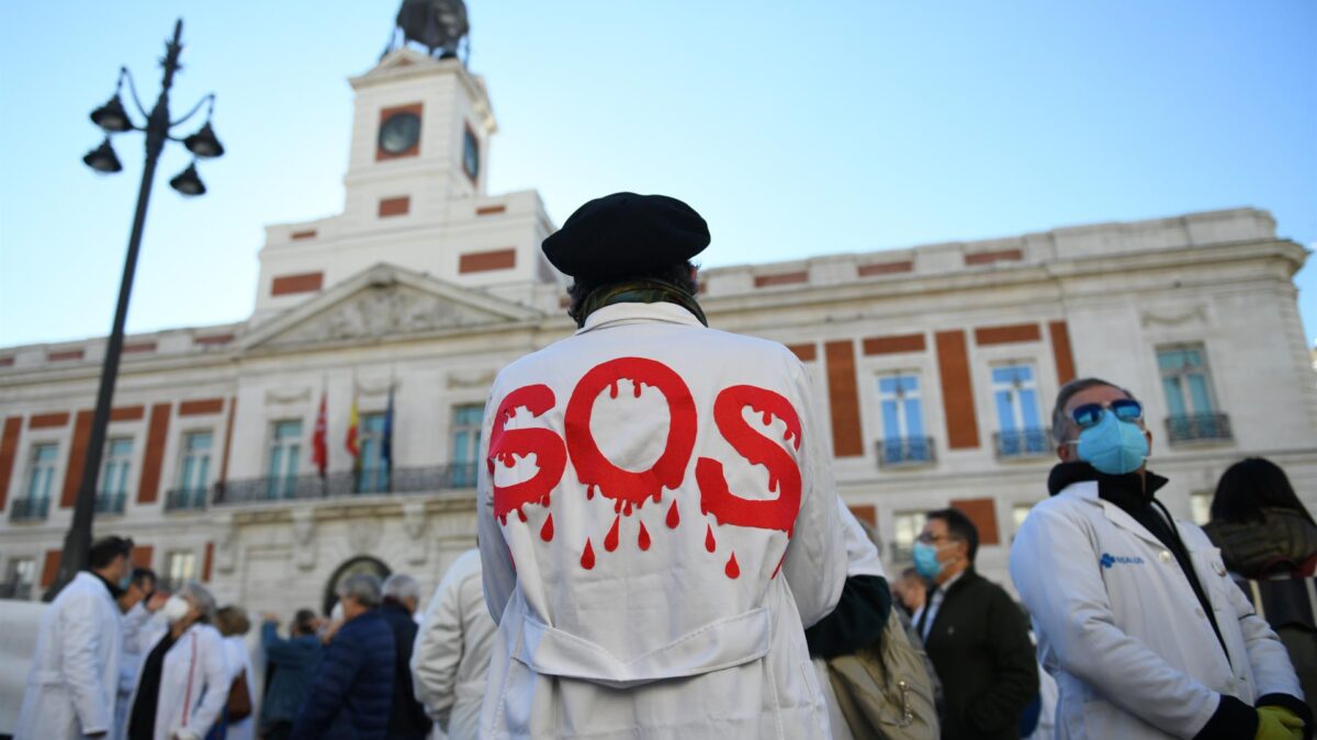 Los médicos madrileños amenazan con retomar la huelga si no se inicia una negociación de mejoras laborales