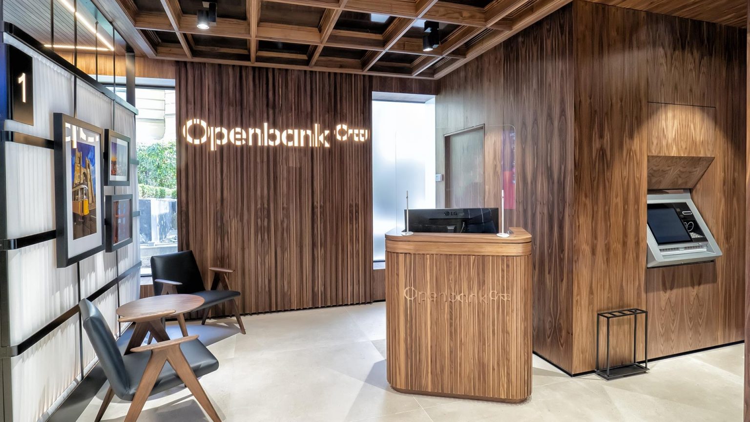 Openbank firma en 2021 el mejor año de su historia en captación de clientes, hipotecas e inversión