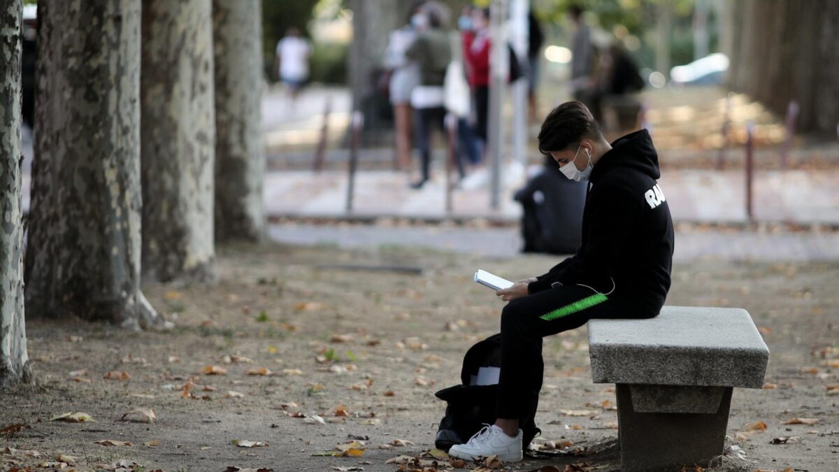 Cáritas cifra en 2,7 millones los jóvenes en exclusión social en España por la pandemia