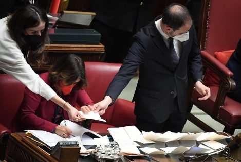 La cuarta votación para la Presidencia de Italia fracasa de nuevo con las negociaciones estancadas