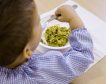 Un tercio de los niños está en riesgo de pobreza pero solo el 11% tiene beca de comedor