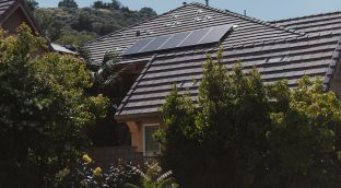 Cómo instalar placas solares en casa