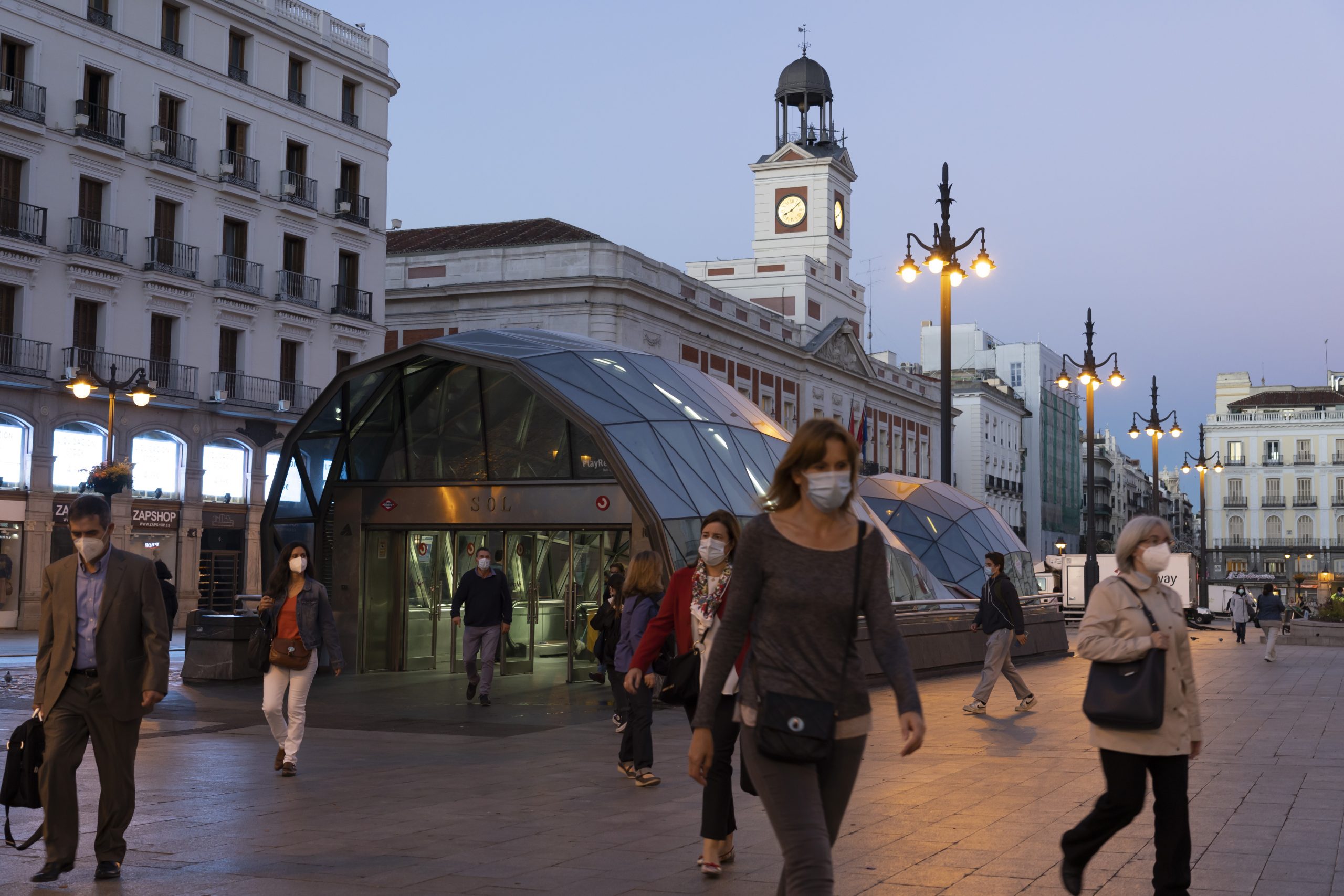 La ‘ballena’ de la Puerta del Sol será sustituida por un pabellón transparente