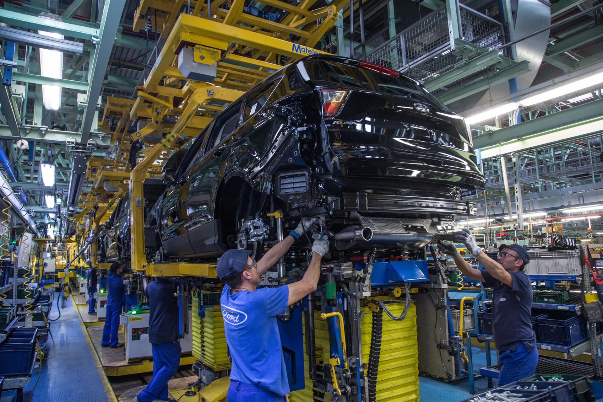 Ford propone recortes de vacaciones y ajustes salariales para electrificar la fábrica de Valencia