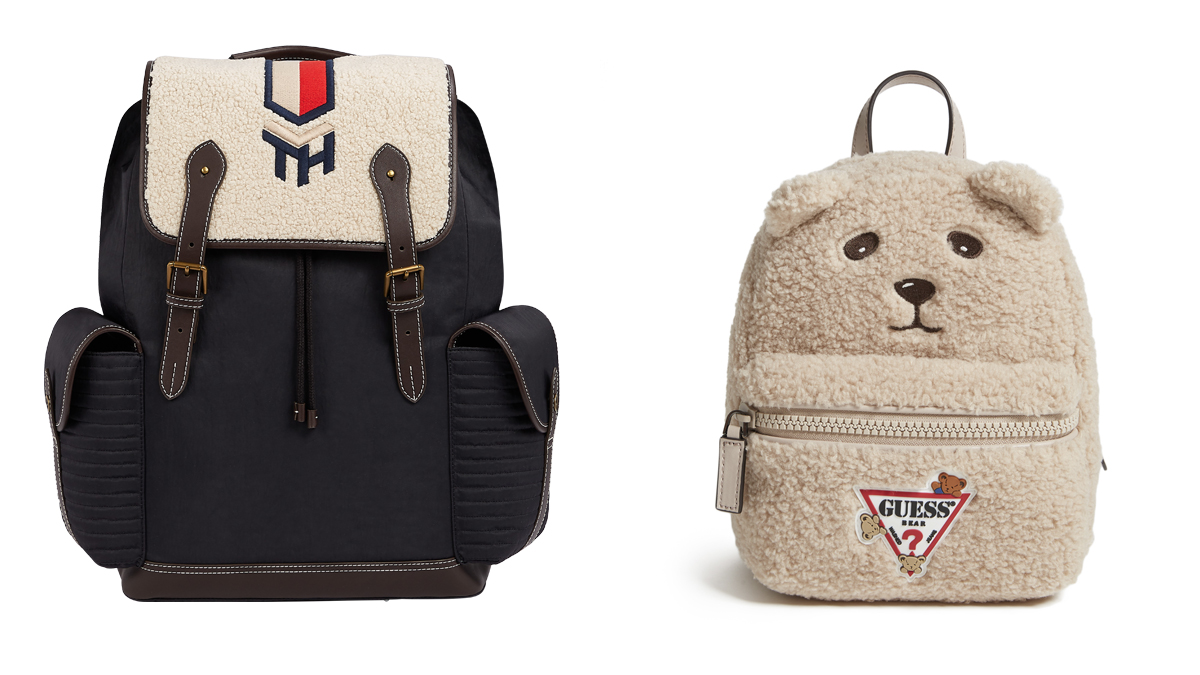 Mochila negra con tapete con escudo de Tommy Hilfiger y mochila con forma de oso de Guess