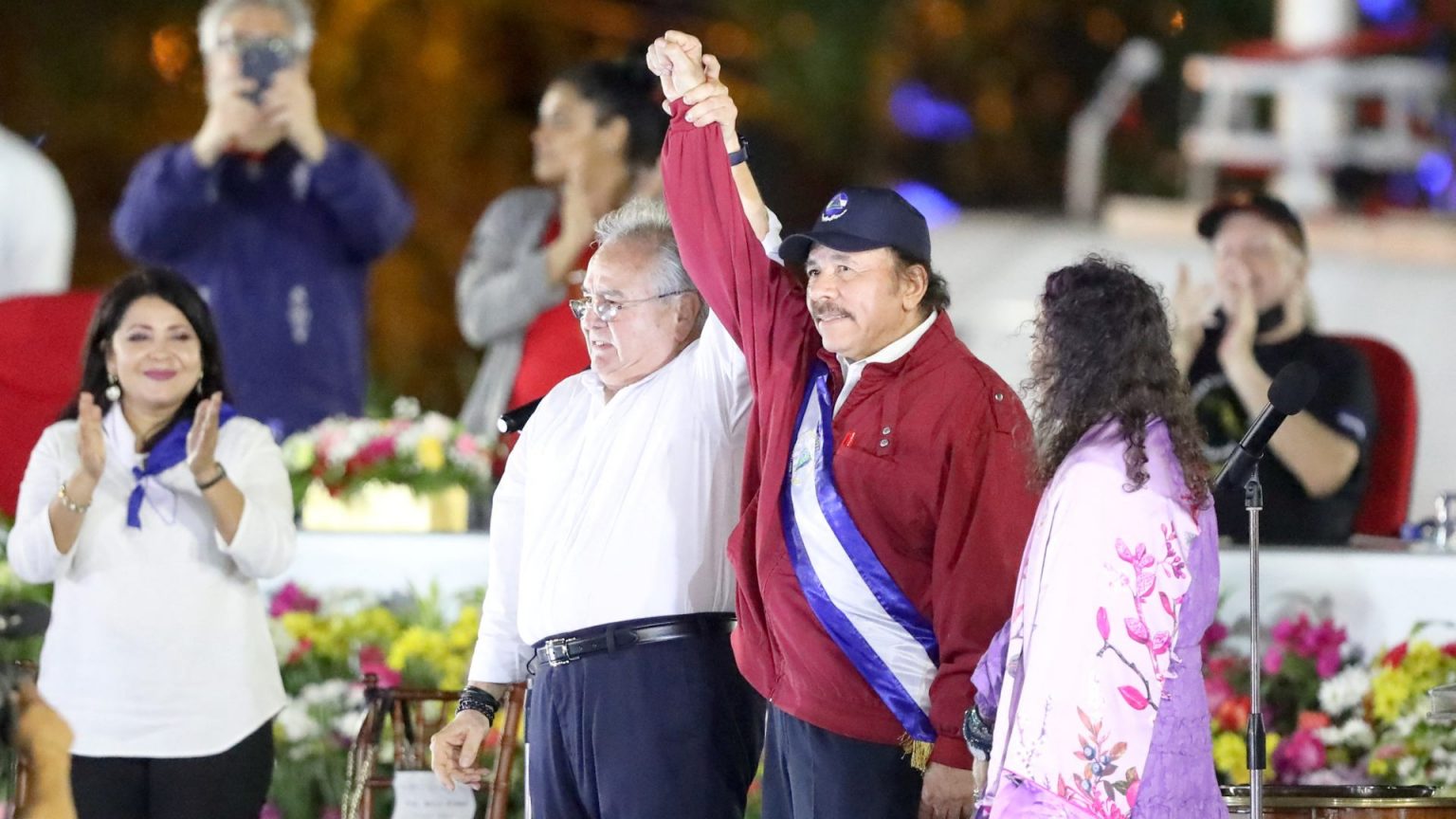 Las sanciones de Estados Unidos copan el discurso de investidura de Daniel Ortega