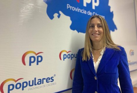 Feijóo apuesta por una ‘nueva Ayuso’ para liderar el PP en Extremadura 