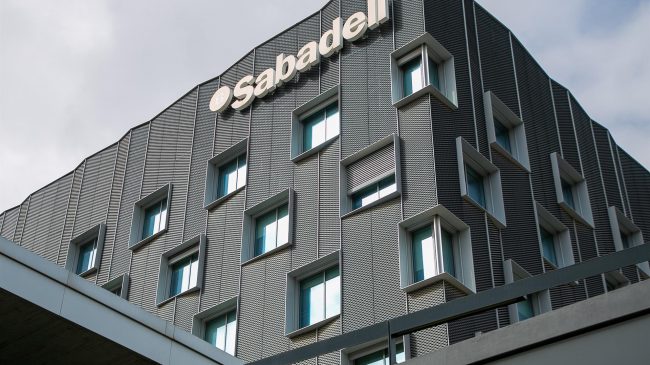 Banco Sabadell cierra 2021 con un beneficio neto de 530 millones de euros