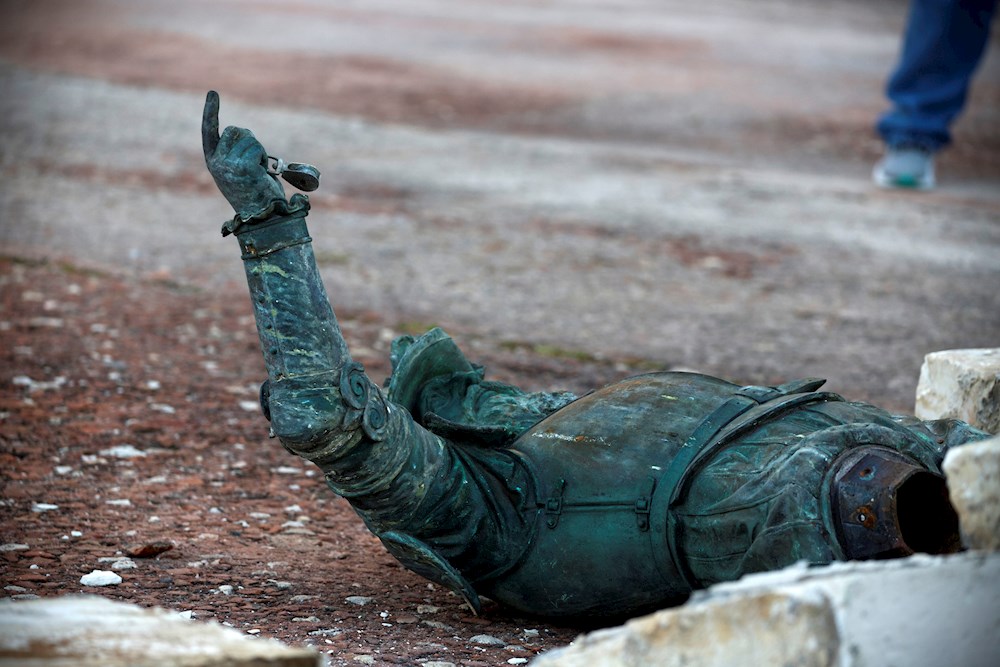 Derriban la estatua de Ponce de León en Puerto Rico horas antes de la visita de Felipe VI