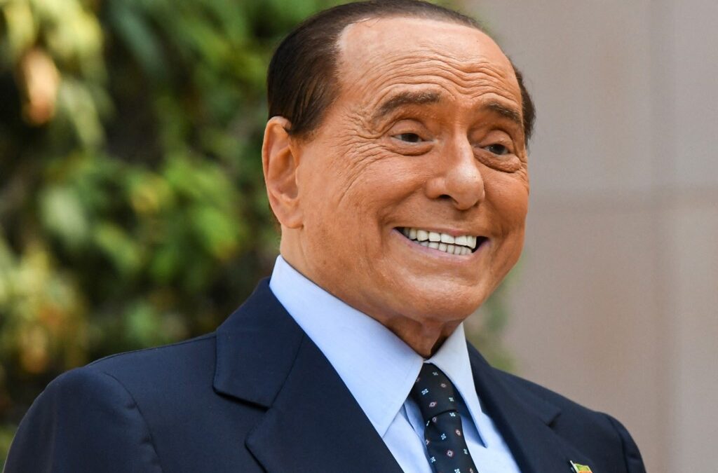 Berlusconi renuncia finalmente a su candidatura a la Presidencia de Italia