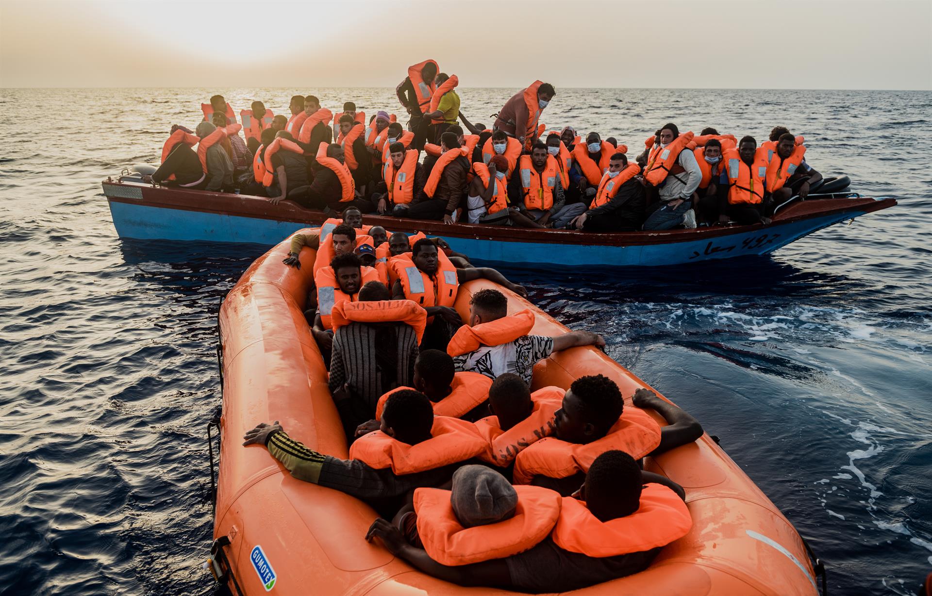 Rescatados 20 migrantes en las costas de Túnez