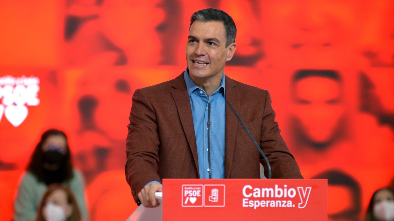 Sánchez defiende al sector cárnico frente a las críticas de Garzón: «Lamento esta polémica»