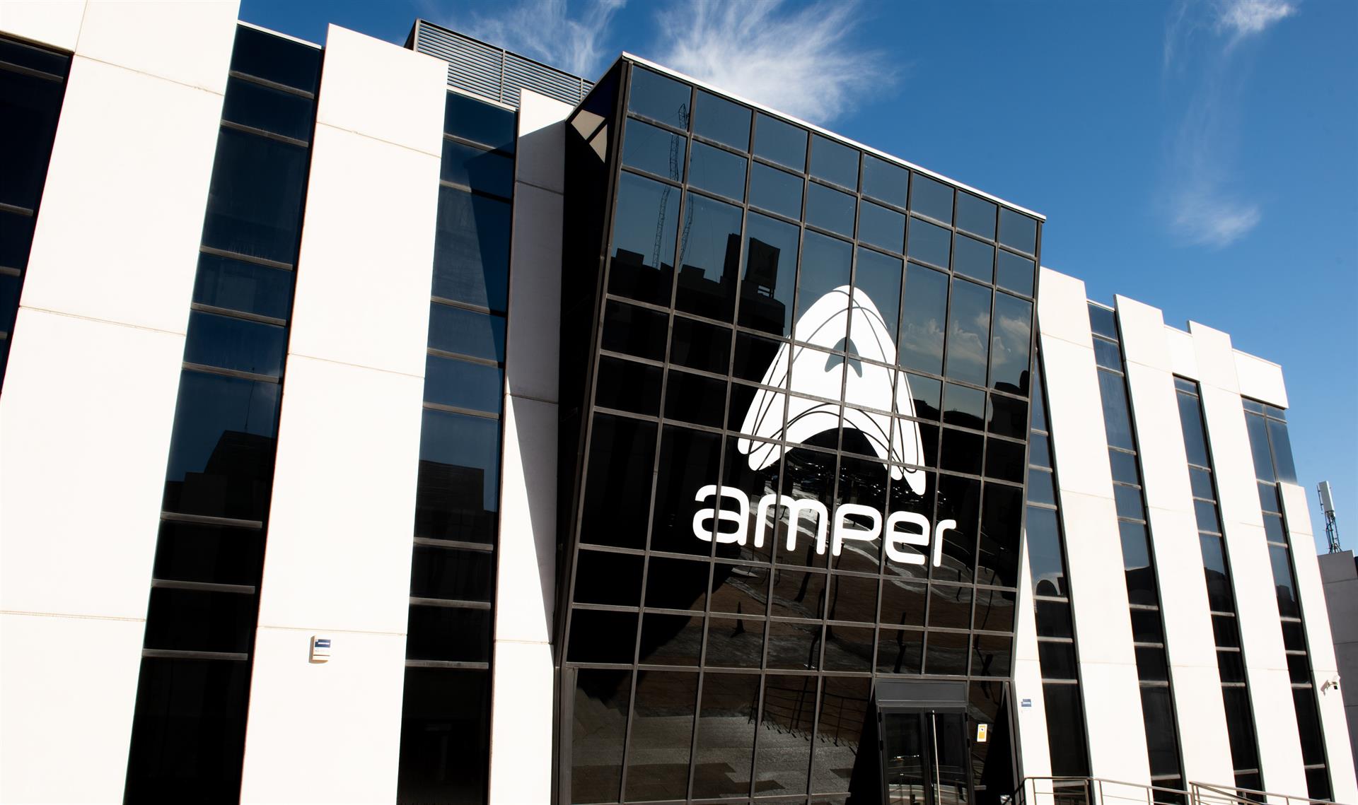 Amper eleva a 11,5 millones su participación en línea de alta velocidad turca tras un nuevo contrato