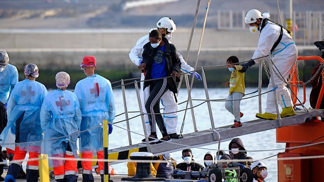 Salvamento Marítimo rescata a 117 migrantes cerca de Fuerteventura