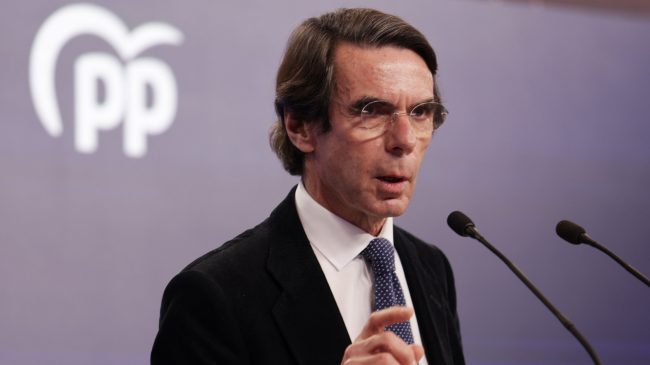 Aznar niega que sus declaraciones fueran un dardo al liderazgo de Casado
