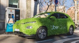 Repsol firma un acuerdo con Uber para avanzar hacia la movilidad eléctrica