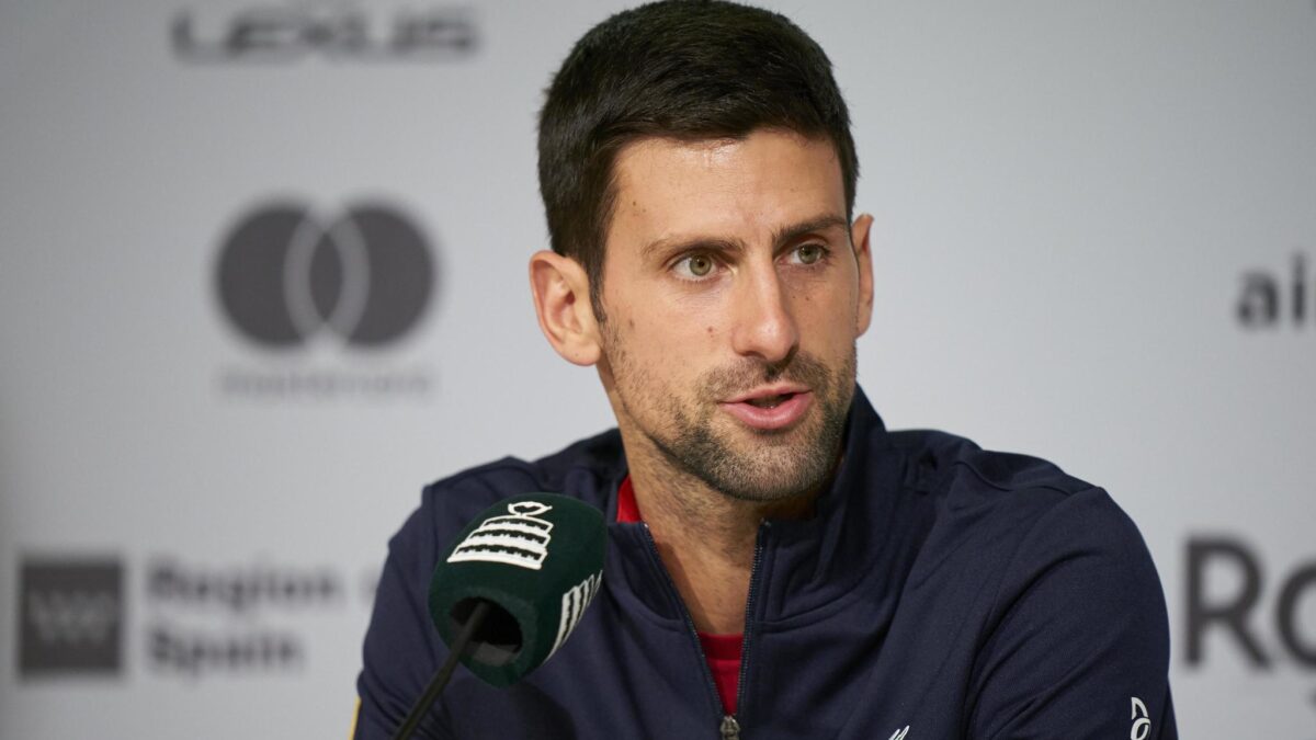 Djokovic denuncia «desinformaciones» de la prensa sobre su actividad en los días previos a dar positivo