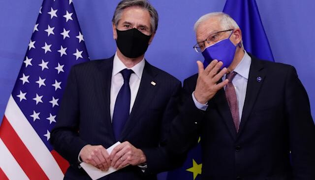 Borrell y Blinken advierten de que todo ataque a Ucrania "tendrá consecuencias masivas"