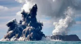 (VÍDEO) La brutal erupción del volcán de Tonga: así se vio desde el espacio una de las más potentes en tres décadas