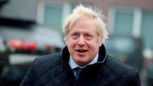 Nuevo embrollo para Boris Johnson: un diputado conservador acusa a su Gobierno de "chantajear e intimidar" a los disidentes "tories"