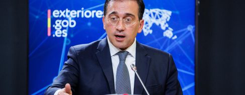 Dimite la asesora jurídica de Exteriores tres meses después de ser fichada por Albares