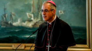 La verdad sobre las cuentas de la Iglesia española: un obispo gana 1.325 euros al mes