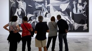 El 'Guernica', una reivindicación imposible que sirve de coartada para la nueva bronca política