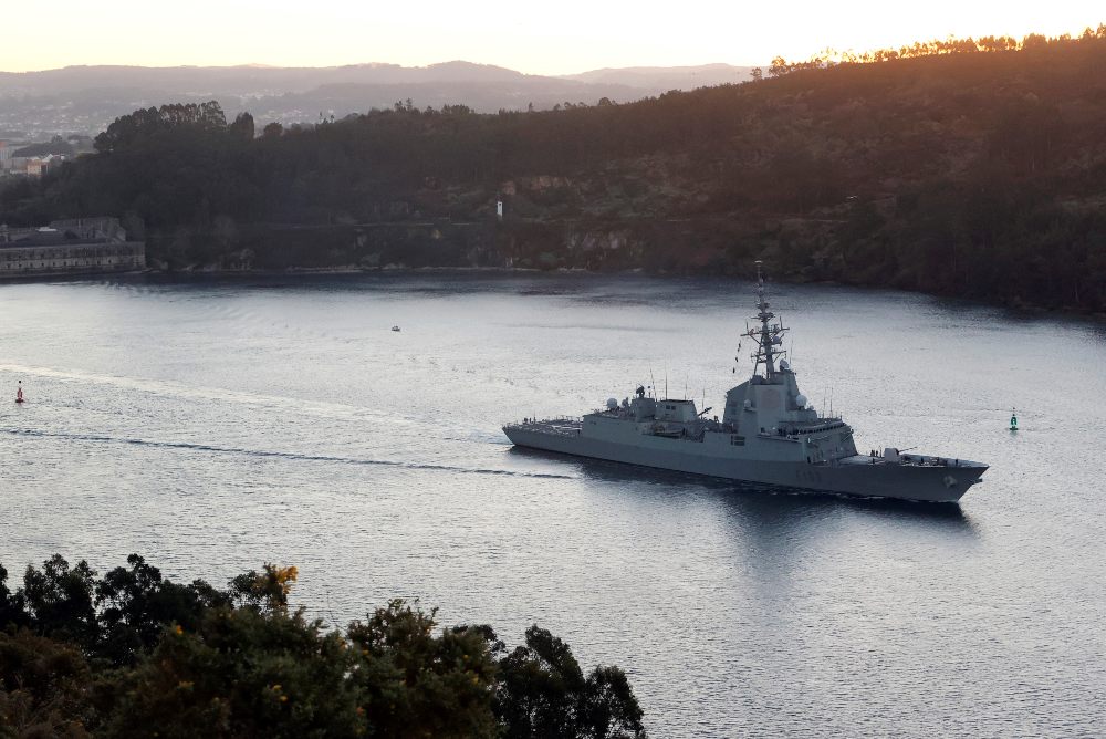 La fragata Blas de Lezo deja Ferrol rumbo al Mar Negro