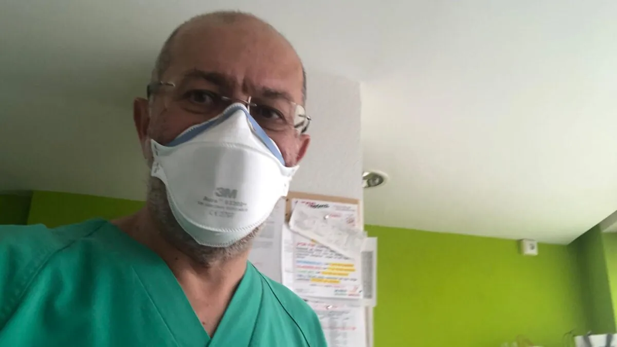 Igea no se quita la bata: compaginará su trabajo en el hospital con el acta de procurador