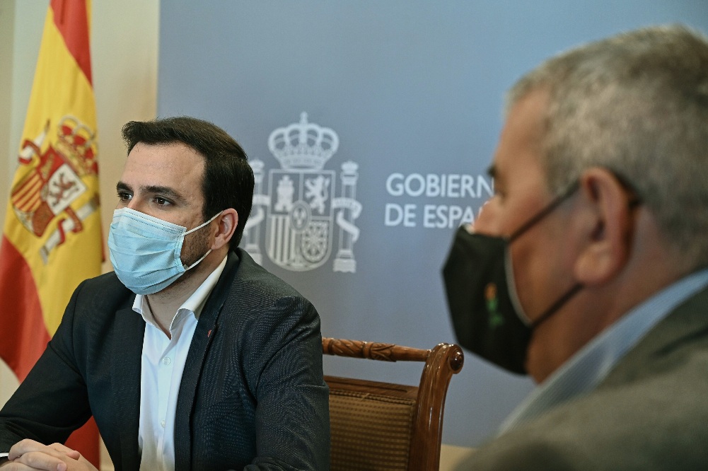 Los ganaderos solicitan a Garzón una etiqueta que indique el origen del producto