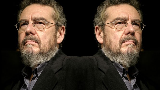 La novela postmodernista que intentó cargarse el realismo literario español
